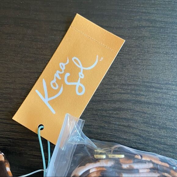 Kona Sol Bandeau Bikini Top Animal Print Plus NWT adjustable straps attachable - Picture 5 of 6